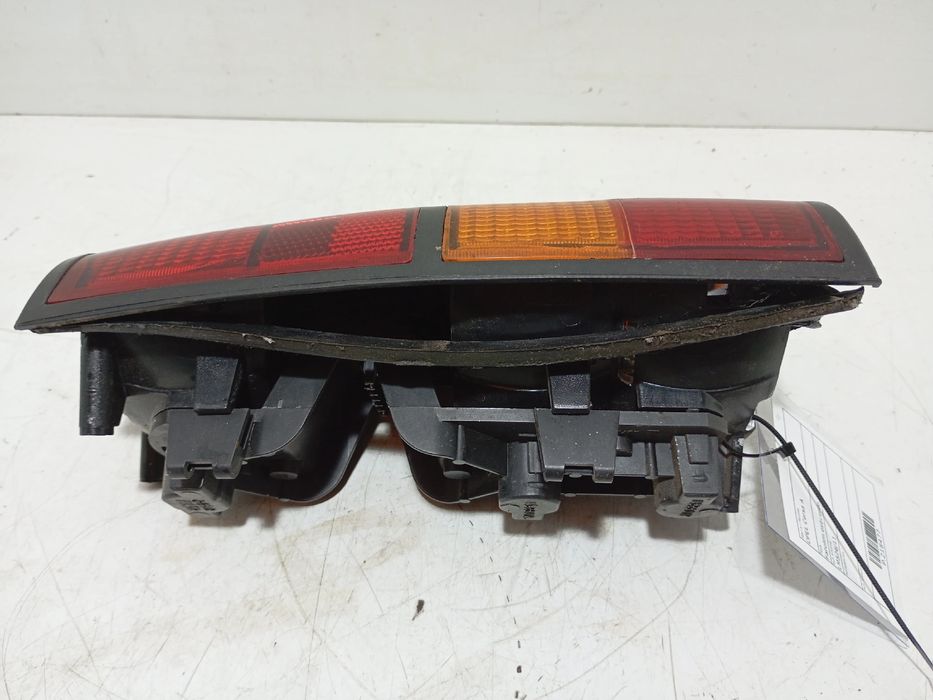Farolim esquerdo OPEL Corsa A
