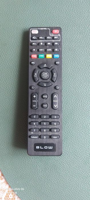 Telewizor LG 32 LG32LF580V + dekoder Dvb dt2 Republika