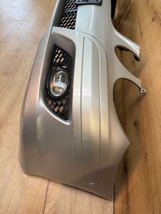 Zderzak przedni mercedes w211 kolor 775