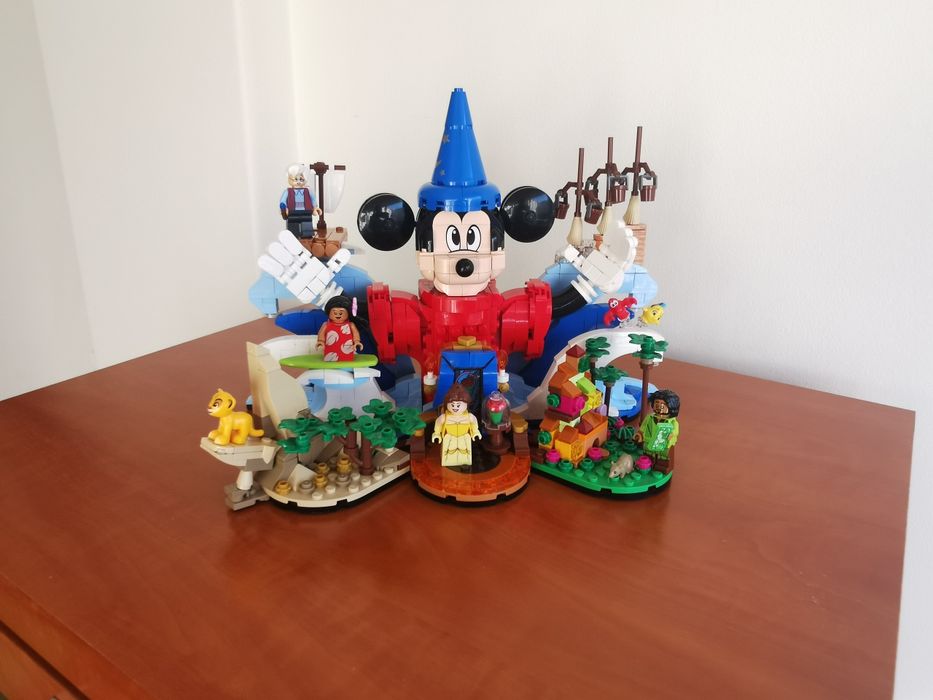 Lego 21352 Magic of Disney