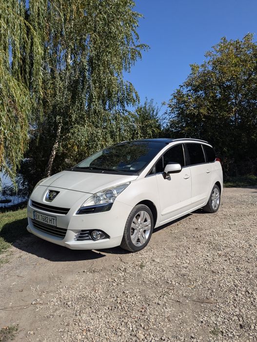 Продам Peugeot 5008 (2010 р).