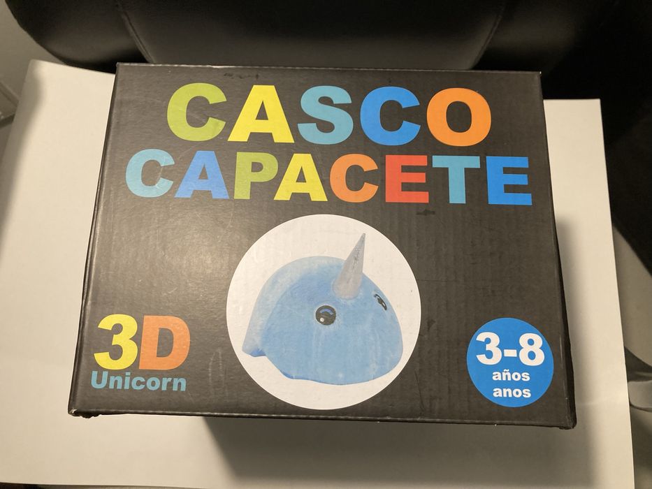 Capacete 3D unicornio azul de criança 3-8 anos novo