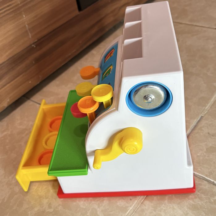 кассовый аппарат Fisher-Price,