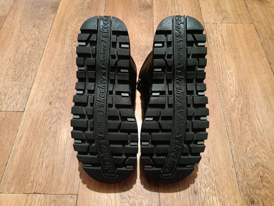 Skechers ( Жіночі черевики)