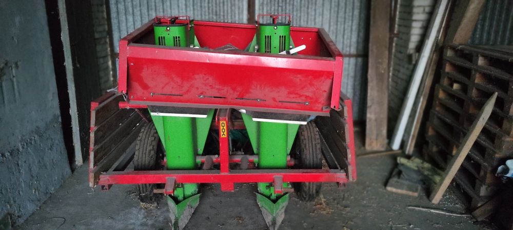 Sadzarka do ziemniaków unia kora