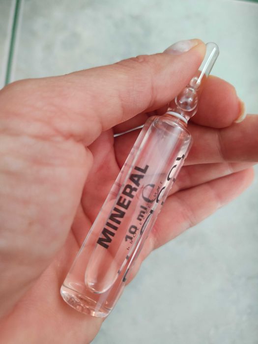 FRUTTI di BOSCO Mineral Ampułka Regenerująca
