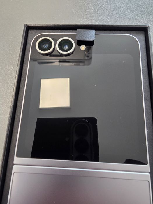 Samsung z flip 6 12/256GB