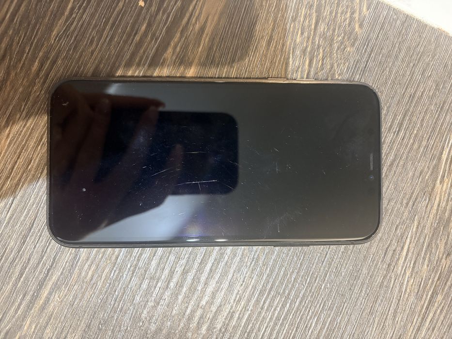 Sprzedam iPhone’a 11