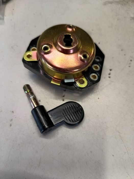 Nowa stacyjka + kluczyk DUELLS MZ ETZ 150 - 250 - 251