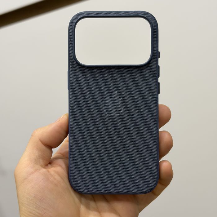 Чехол iPhone 18 Pro TechWoven Case (Deep Sea Blue)
