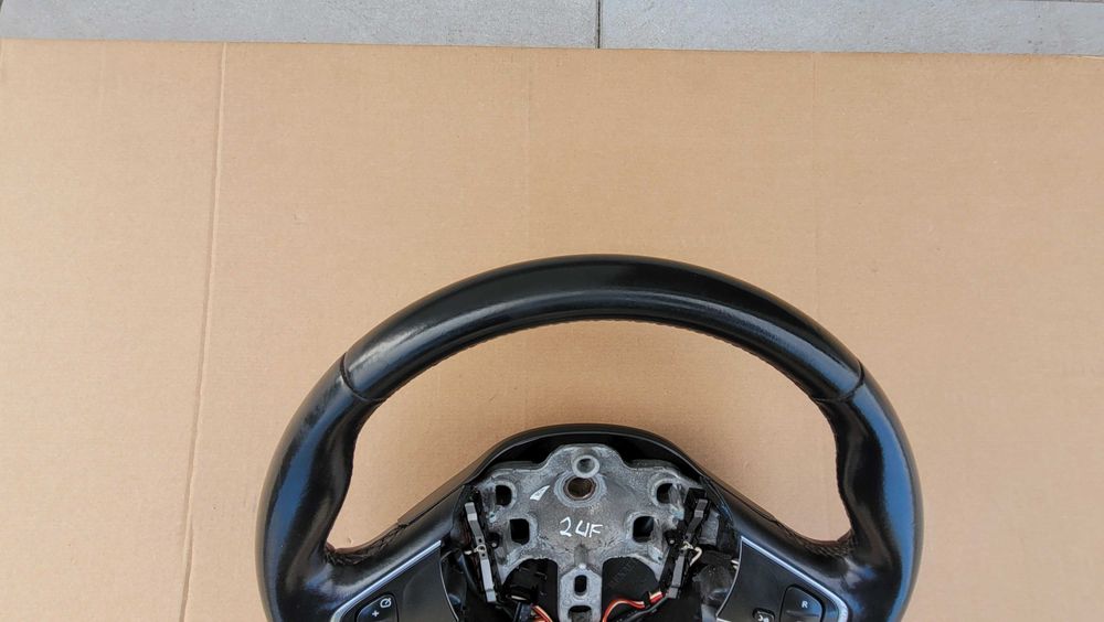 Renault Clio IV 4 lift kierownica skóra multifunkcja nr2 484000110R