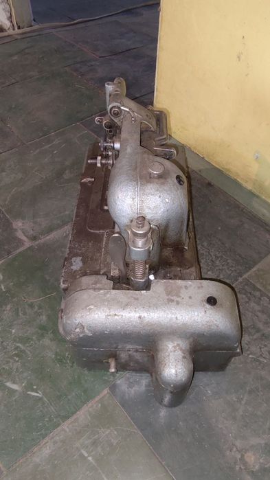 Пошивочная машина Minerva 811