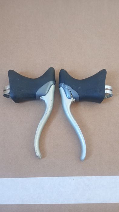 klamki hamulcowe Shimano 105 Bl-1055