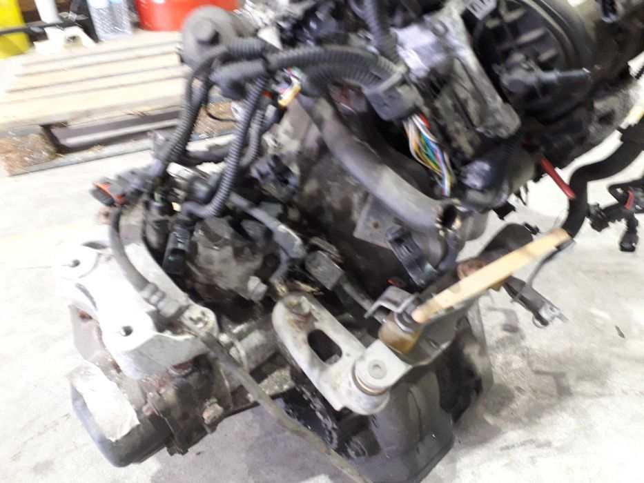 Motor Opel caixa 5 velocidades 1.0 12v 60 cv