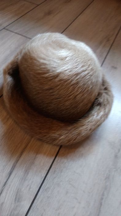 Czapka kapelusz z nutrii z szalikiem