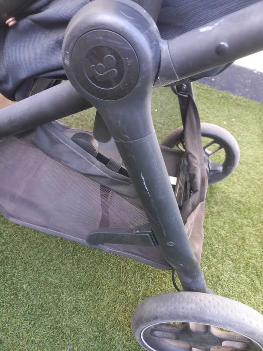 Carinho bebe Maxi-Cosi Zélia 3