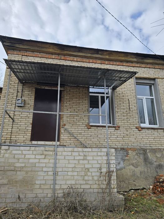Вперше у продажу квартира на березі ставка у Дергачах