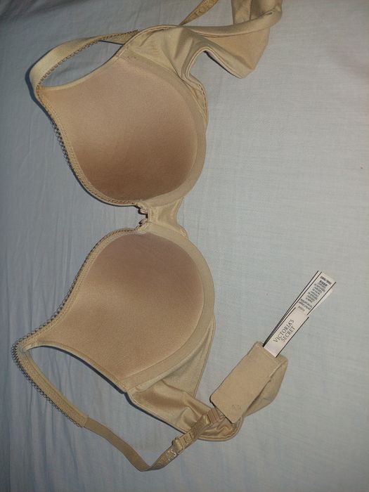Бюстгальтер Victoria's Secret 36B
