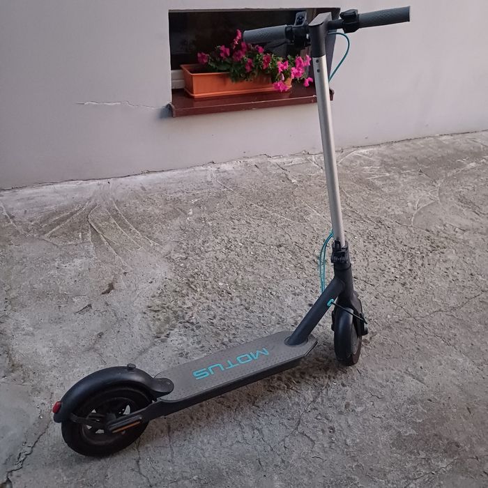 Hulajnoga elektryczna