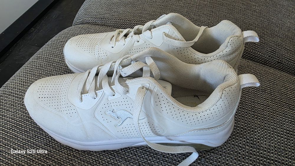 Białe Sneakersy KangaRoos K-Air Ora r. 40 (25.5 cm) z poduszką powietrzną – Stan Idealny!