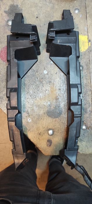 Suporte do para-choques frontal Audi A3 8L