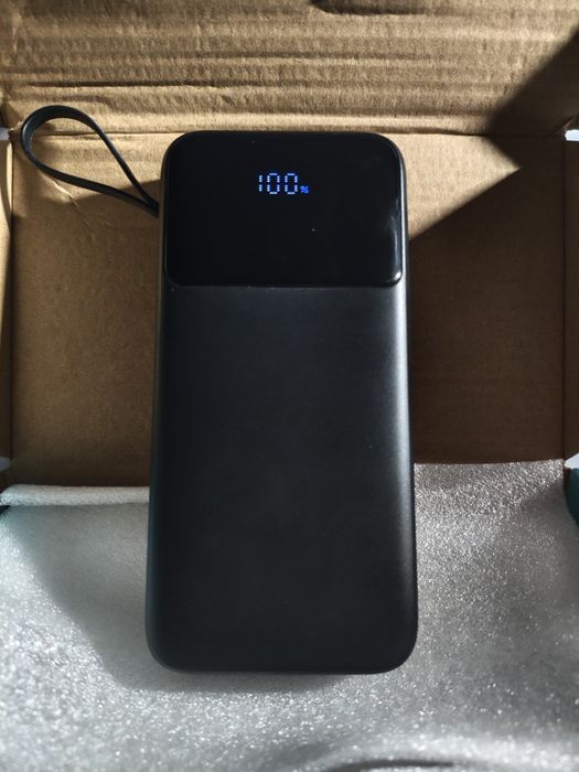 Повербанк 20000 mAh з дисплеєм, Type-C та 2 USB порти