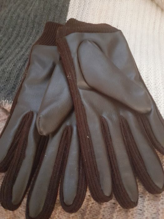 Жіночі рукавички на маленьку ручку з тонкими пальчями або дівчини