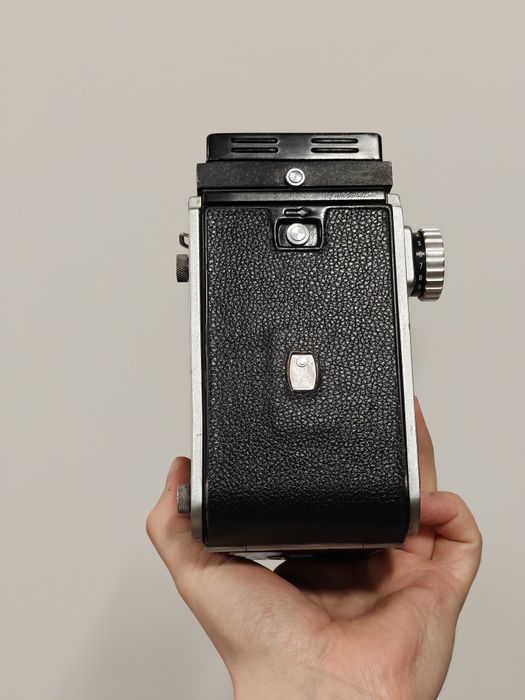 Mamiya C2 +65mm 3.5 (6х6/120)