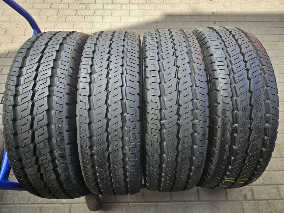 4x 225/75R16C 116R Continental Vanco Camper (CP) / 2x 9,5mm + 2x 8mm [
