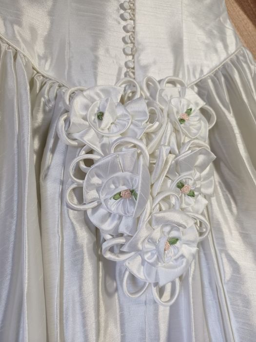 Vestido de Noiva Branco Pérola -Novo