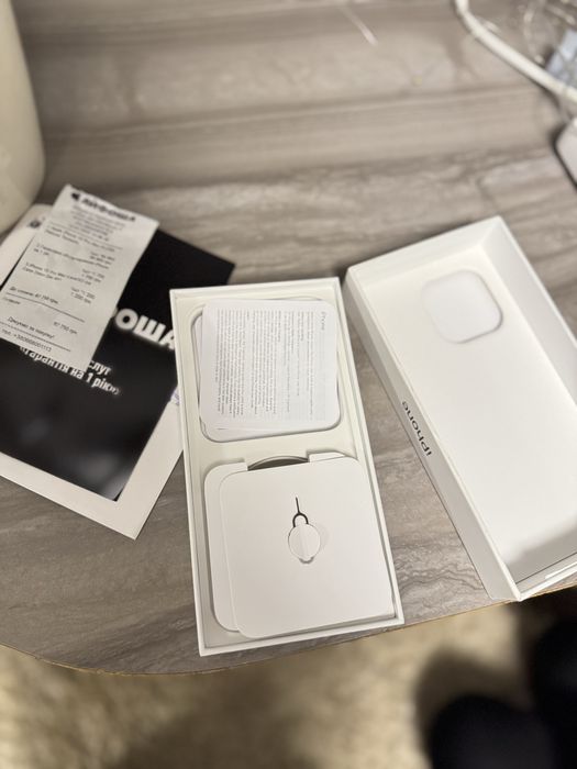 Продам Айфон 15 про макс