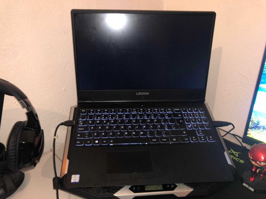 Portátil Gaming LENOVO Legion Y54015IRH757
