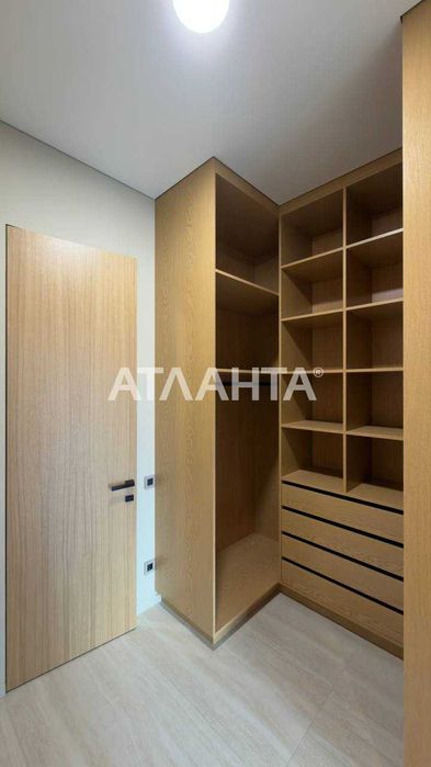 Одноэтажный дом элит класса на 10.66 сотках в Совиньоне