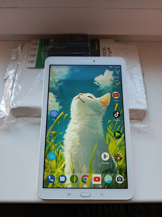 Планшет Samsung 10" 3g  sim , для Ютуба , мультиків +чохол , зарядка