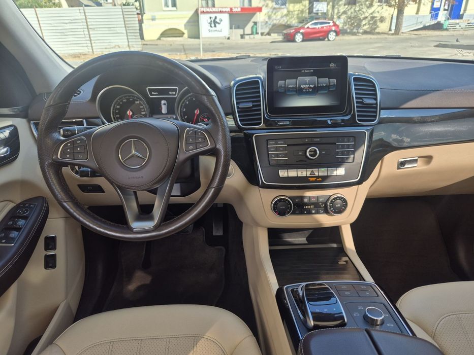 Mercedes-Benz GLS 450
