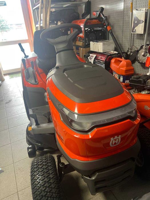 Трактори садові .Husqvarna.  "Доставка додому" -  0 грн. Кредит. Оплата частинами.