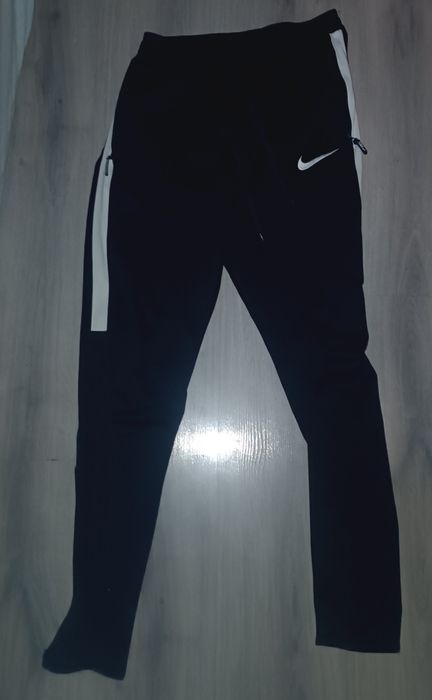 Spodnie Nike czarne