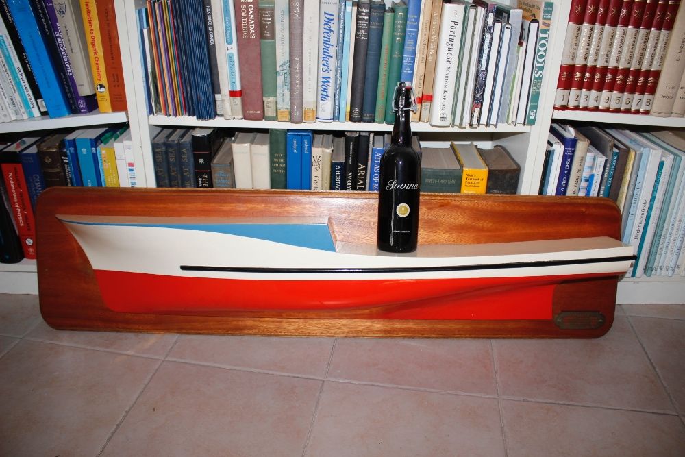Barco Atuneiro -Madeira-Escala: 1/25-Decorativo-Prateleira-Estante