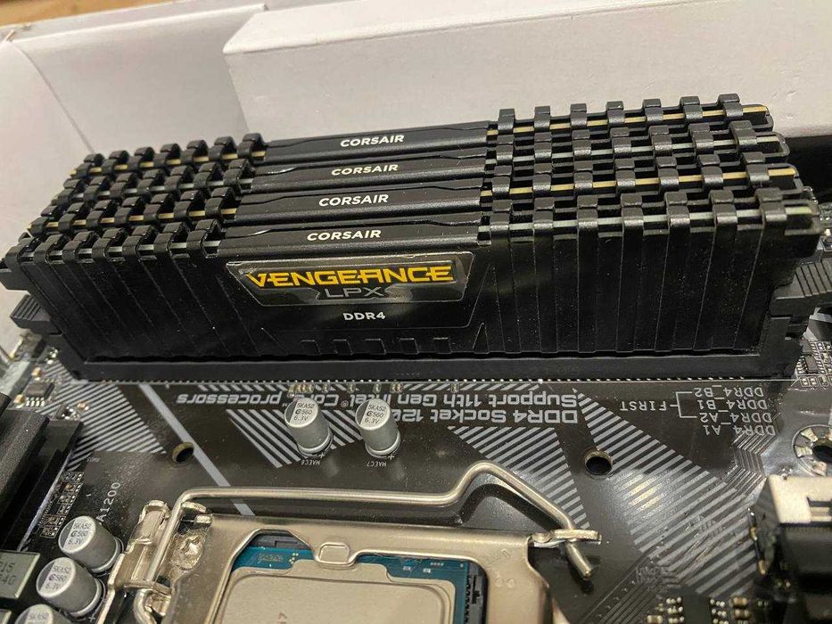 Комплект Gigabyte Z590 UD AC + Intel Core i7-11700F + 32gb DDR4