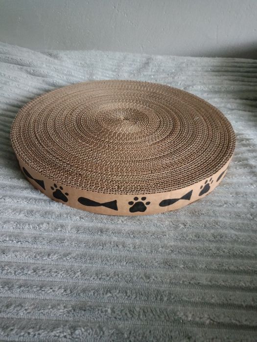 Sprzedam nowy drapak kartonowy dla kota