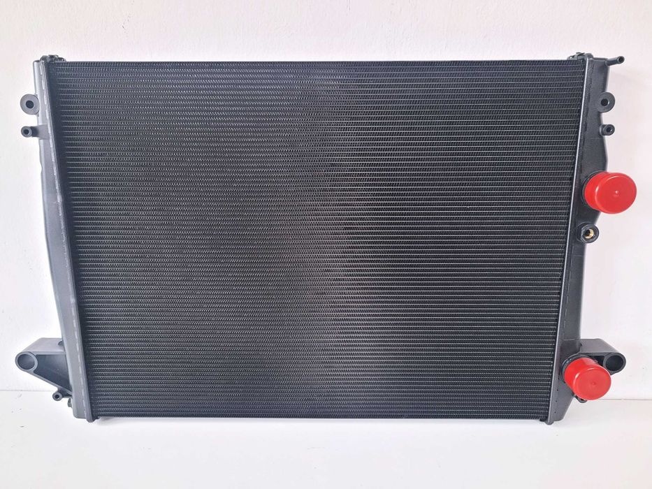 Maserati GRANTURISMO QUATTROPORTE 4.7 - Chłodnica wody cieczy silnika