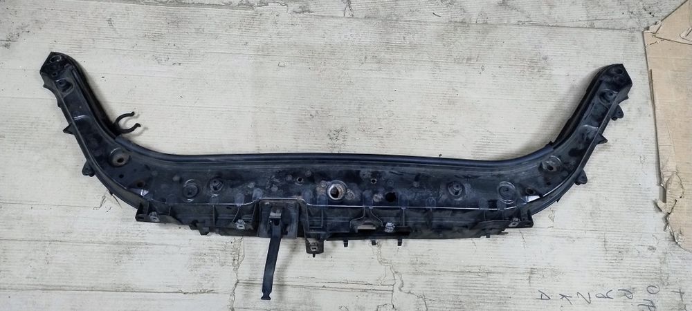 Трапеція дворніків Рено Сценік 2