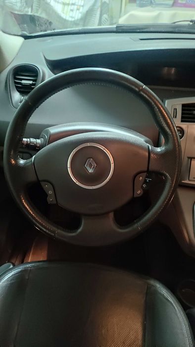 Veículo automóvel