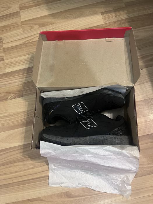 кросівки new balance cordura