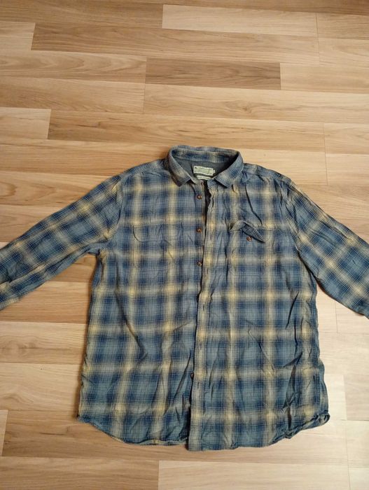 Koszula w kratę tu rozmiar L