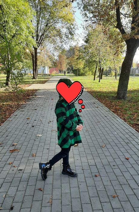 Пальто для дівчинки
