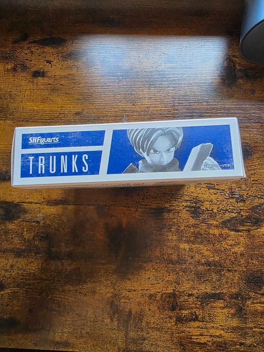 Dragon Ball S.H. Figuarts SSJ Trunks Super