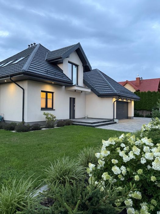 Dom wolnostojący 140m2 + duży ogród + garaż
