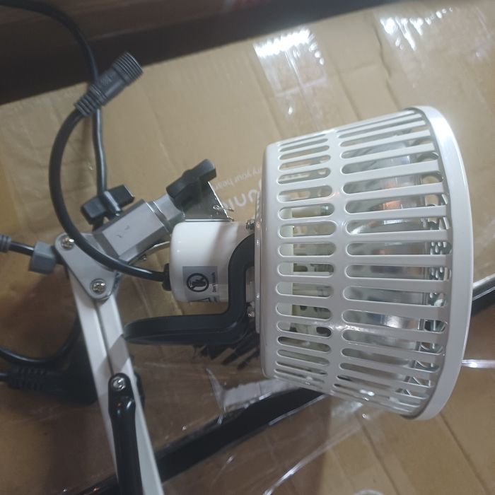 Інфрачервона світлотерапевтична лампа Leawell