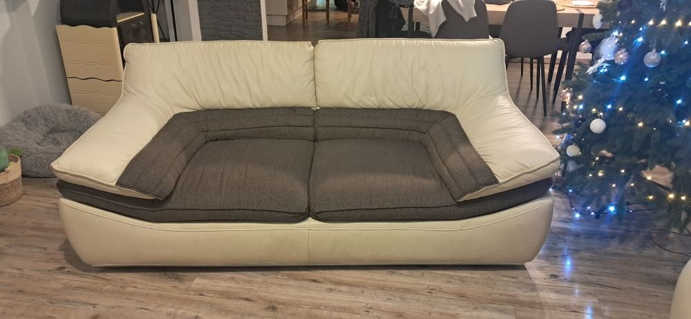 Dwie Sofy skórzane  2 i 3 osobowe Vinotti